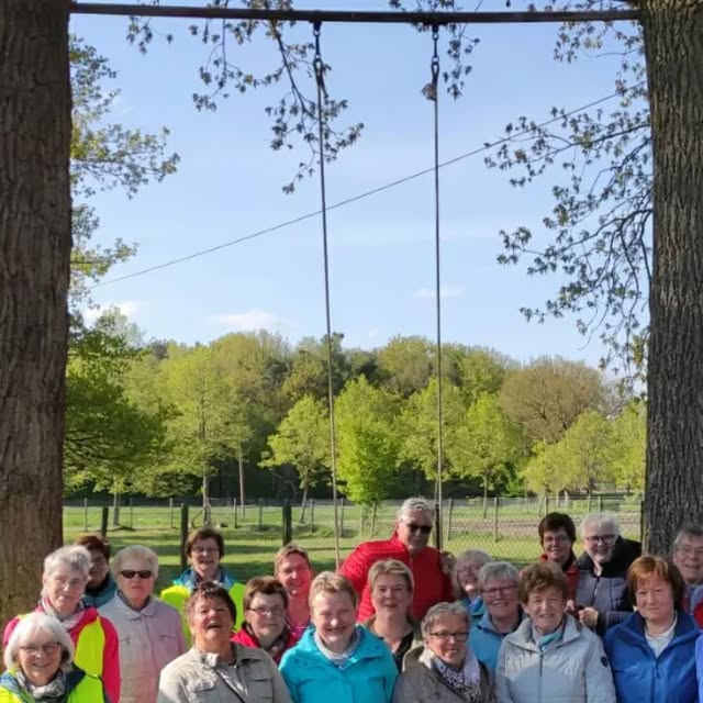 Wiedsehensfreude und gute Stimmung bei herrlichem Sonnenschein, tolle Strecke, leckere Torten (
